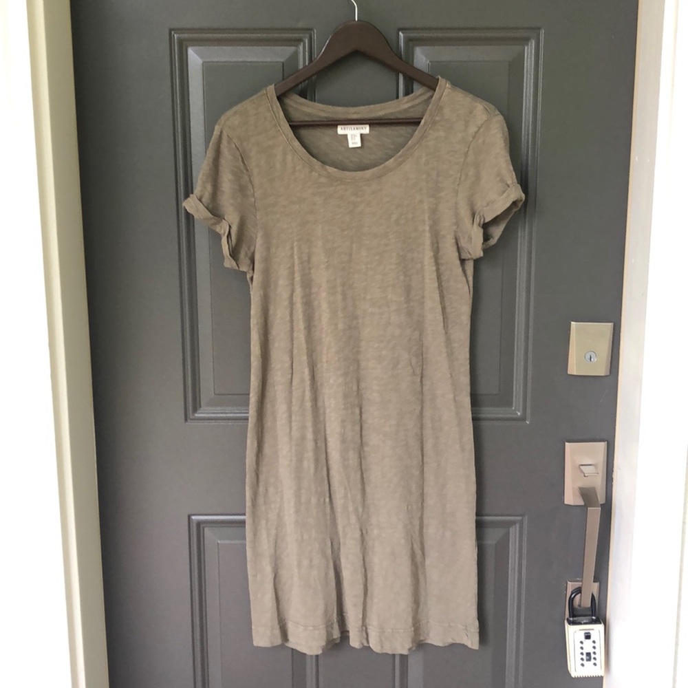 T-shirt dress